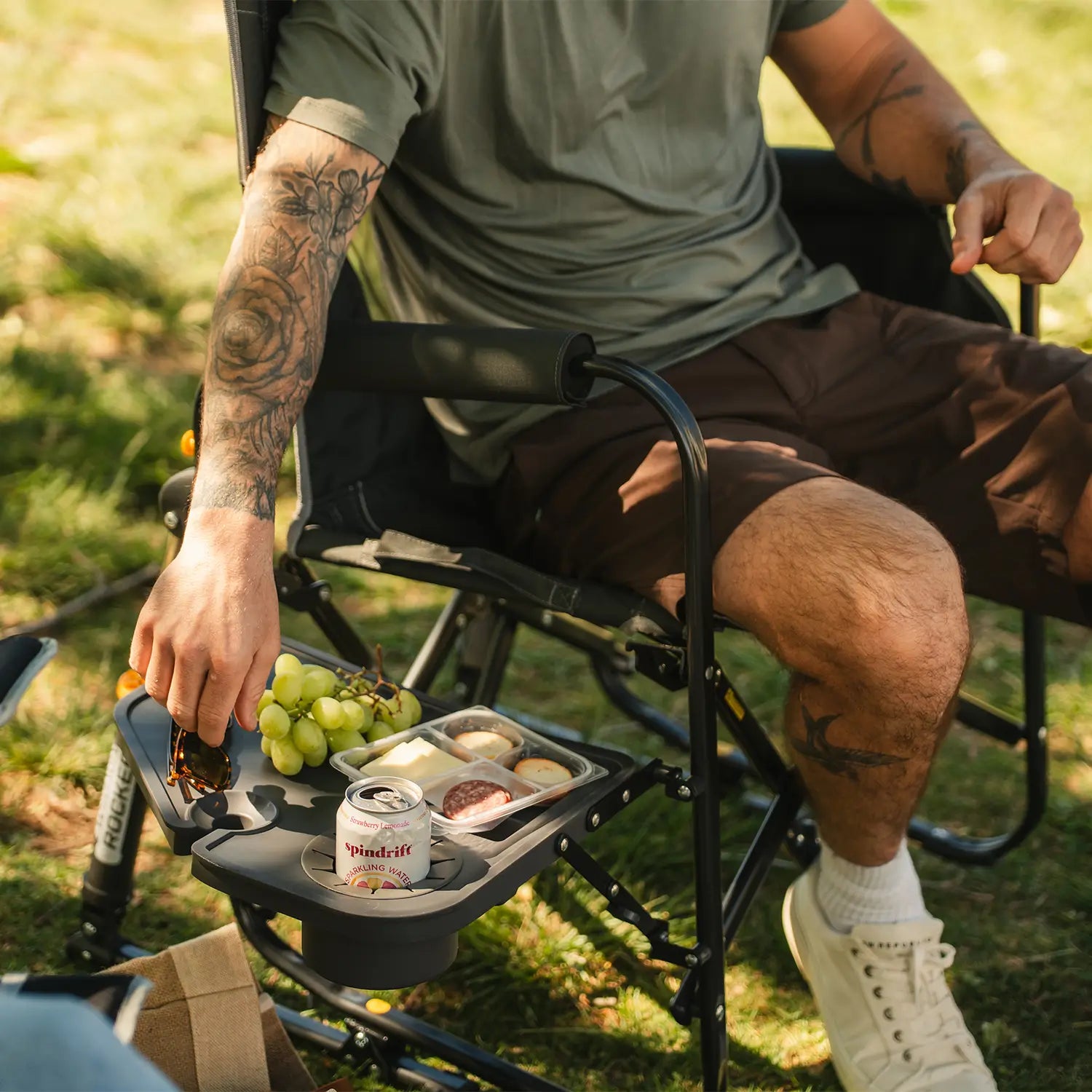 Stowaway Rocker with Side Table M3